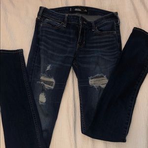 dark washed ripped Hollister skinny jeans